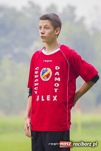 Zdjęcie w galerii na portalu naszraciborz.pl: Canarinhos z Krzanowic zremisowali z Syrynią wiadomości z regionu