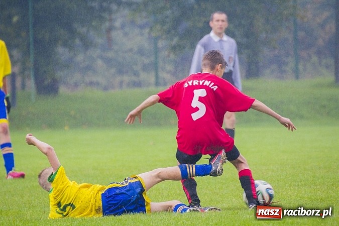 Zdjęcie w galerii na portalu naszraciborz.pl: Canarinhos z Krzanowic zremisowali z Syrynią wiadomości z regionu