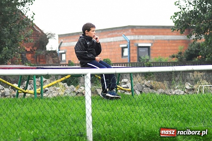 Zdjęcie w galerii na portalu naszraciborz.pl: Osiem goli Startu na inaugurację sezonu trampkarzy wiadomości z regionu