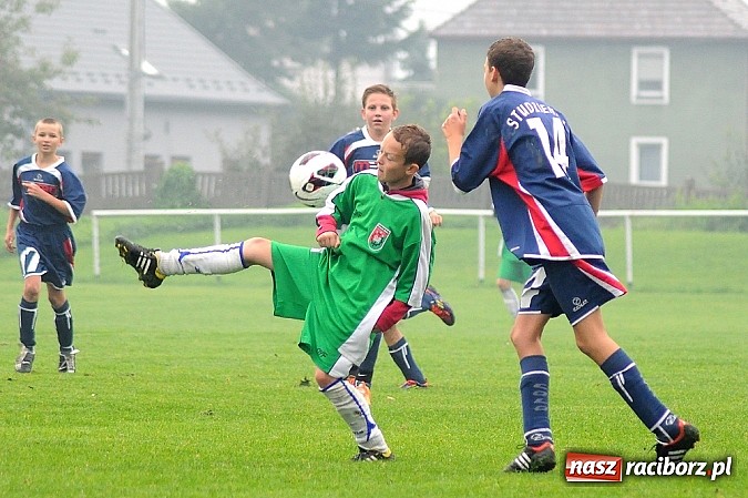 Zdjęcie w galerii na portalu naszraciborz.pl: Osiem goli Startu na inaugurację sezonu trampkarzy wiadomości z regionu