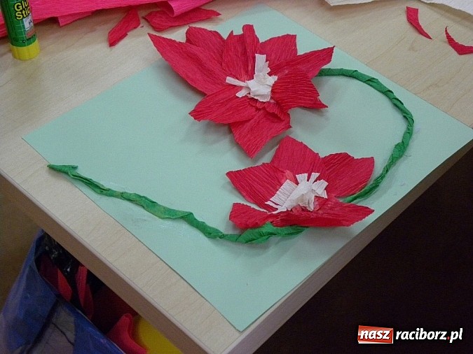 Zdjęcie w galerii na portalu naszraciborz.pl: Filc, krepina i quilling, czyli Mała Akademia Sztuki na wakacjach wiadomości z regionu