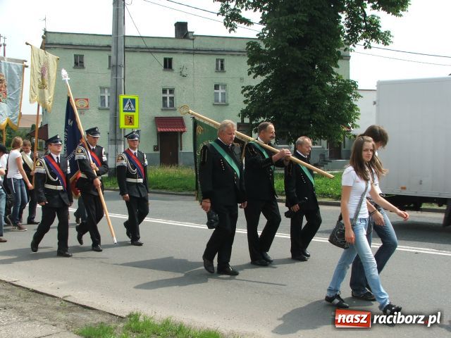Zdjęcie w galerii na portalu naszraciborz.pl: Pielgrzymowali z Bieńkowic do Raciborza wiadomości z regionu