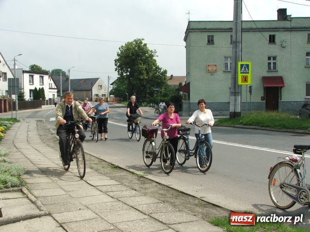 Zdjęcie w galerii na portalu naszraciborz.pl: Pielgrzymowali z Bieńkowic do Raciborza wiadomości z regionu