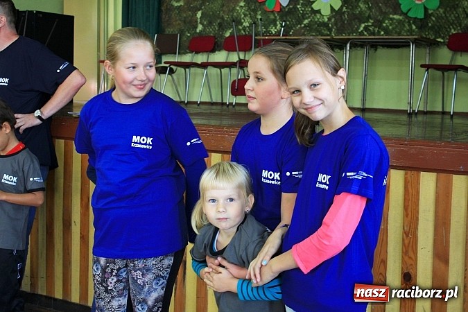 Zdjęcie w galerii na portalu naszraciborz.pl: To była zabawa! Zapomniane gry i zabawy przypomniano w Domu Kultury w Borucinie wiadomości z regionu