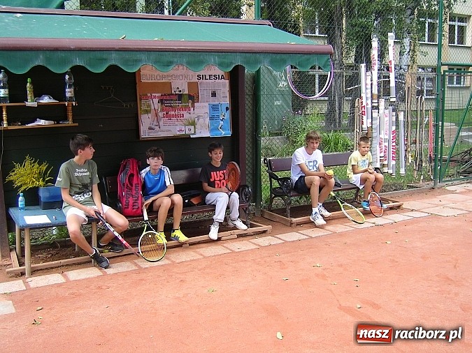 Zdjęcie w galerii na portalu naszraciborz.pl: Turniej o Puchar NSZZ Rafako S.A. w tenisie wiadomości z regionu