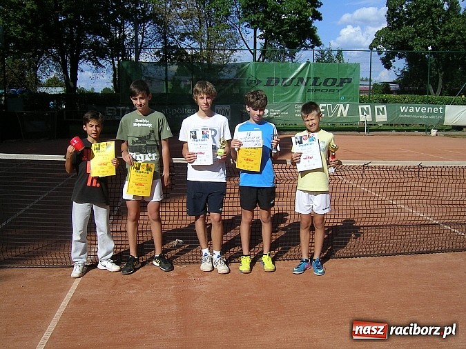 Zdjęcie w galerii na portalu naszraciborz.pl: Turniej o Puchar NSZZ Rafako S.A. w tenisie wiadomości z regionu