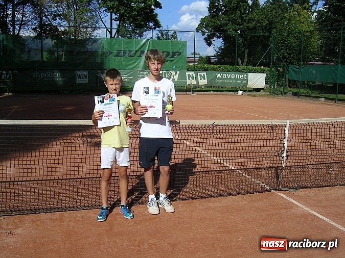 Zdjęcie w galerii na portalu naszraciborz.pl: Turniej o Puchar NSZZ Rafako S.A. w tenisie wiadomości z regionu