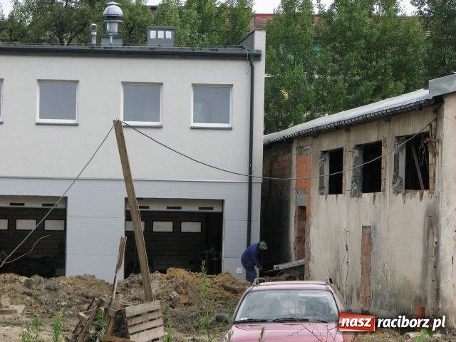 Zdjęcie w galerii na portalu naszraciborz.pl: Pożegnanie z biurowcem Prodrynu wiadomości z regionu