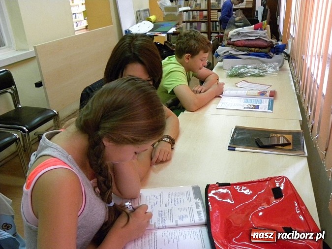 Zdjęcie w galerii na portalu naszraciborz.pl: Angielski w Bibliotece is number one!  wiadomości z regionu