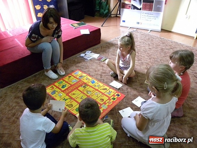 Zdjęcie w galerii na portalu naszraciborz.pl: Angielski w Bibliotece is number one!  wiadomości z regionu