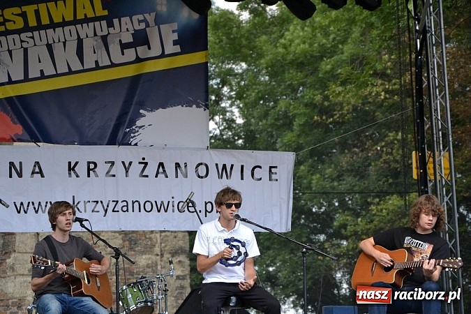 Zdjęcie w galerii na portalu naszraciborz.pl: Tabu rozgrzało wczoraj młodzież w Tworkowie wiadomości z regionu