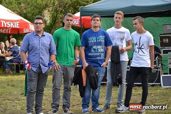 Zdjęcie w galerii na portalu naszraciborz.pl: Tabu rozgrzało wczoraj młodzież w Tworkowie wiadomości z regionu