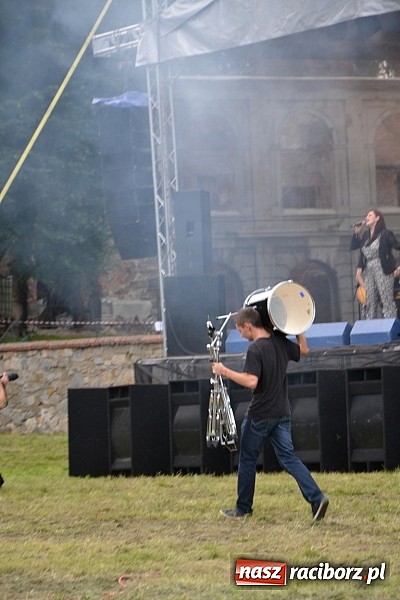 Zdjęcie w galerii na portalu naszraciborz.pl: Tabu rozgrzało wczoraj młodzież w Tworkowie wiadomości z regionu