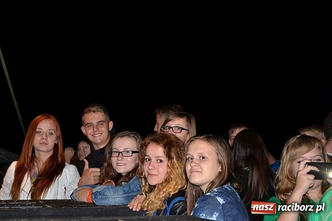 Zdjęcie w galerii na portalu naszraciborz.pl: Tabu rozgrzało wczoraj młodzież w Tworkowie wiadomości z regionu