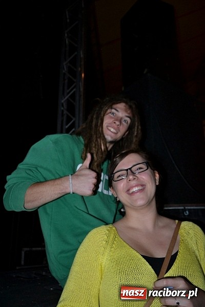 Zdjęcie w galerii na portalu naszraciborz.pl: Tabu rozgrzało wczoraj młodzież w Tworkowie wiadomości z regionu