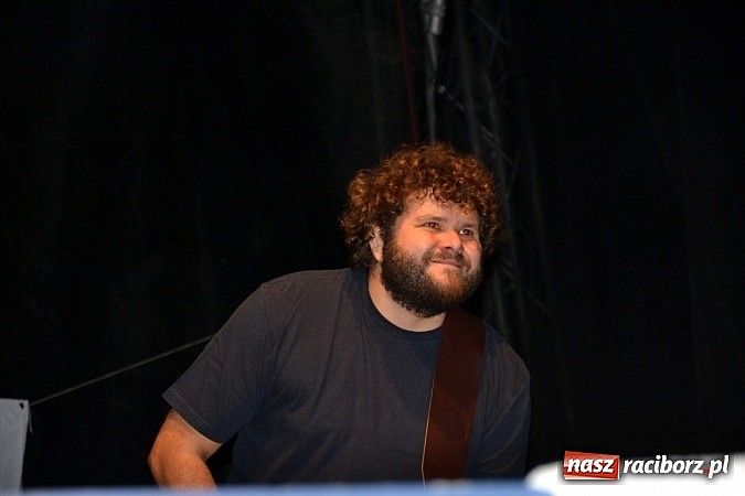 Zdjęcie w galerii na portalu naszraciborz.pl: Tabu rozgrzało wczoraj młodzież w Tworkowie wiadomości z regionu