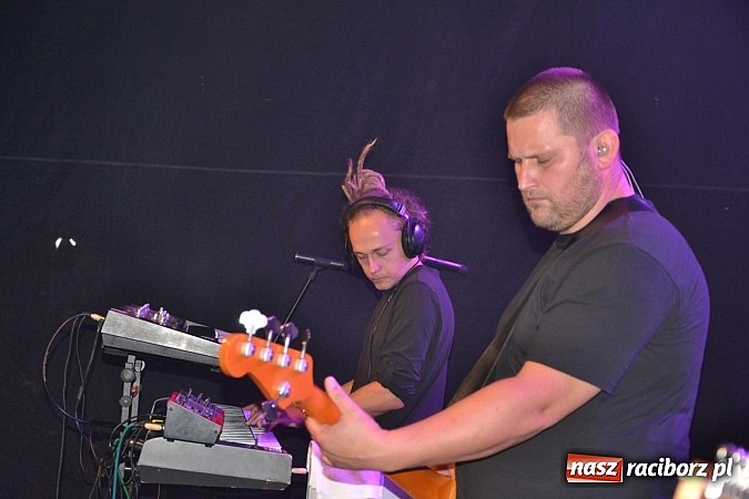 Zdjęcie w galerii na portalu naszraciborz.pl: Tabu rozgrzało wczoraj młodzież w Tworkowie wiadomości z regionu