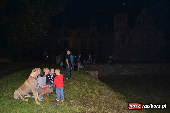 Zdjęcie w galerii na portalu naszraciborz.pl: Tabu rozgrzało wczoraj młodzież w Tworkowie wiadomości z regionu