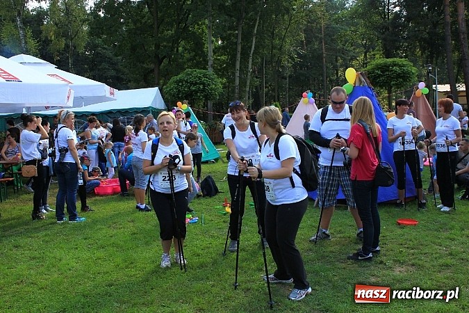 Zdjęcie w galerii na portalu naszraciborz.pl: Rekord Guinnessa w Nordic Walking w liczbach wiadomości z regionu