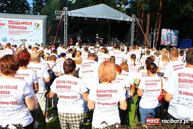 Zdjęcie w galerii na portalu naszraciborz.pl: Rekord Guinnessa w Nordic Walking w liczbach wiadomości z regionu