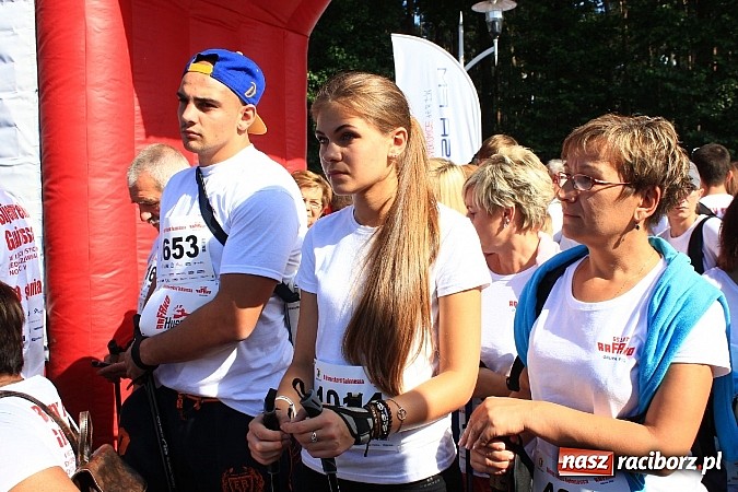Zdjęcie w galerii na portalu naszraciborz.pl: Rekord Guinnessa w Nordic Walking w liczbach wiadomości z regionu
