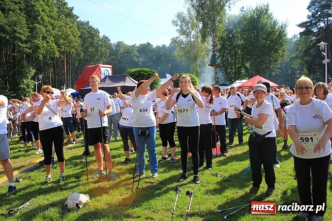 Zdjęcie w galerii na portalu naszraciborz.pl: Rekord Guinnessa w Nordic Walking w liczbach wiadomości z regionu