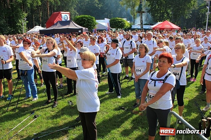 Zdjęcie w galerii na portalu naszraciborz.pl: Rekord Guinnessa w Nordic Walking w liczbach wiadomości z regionu