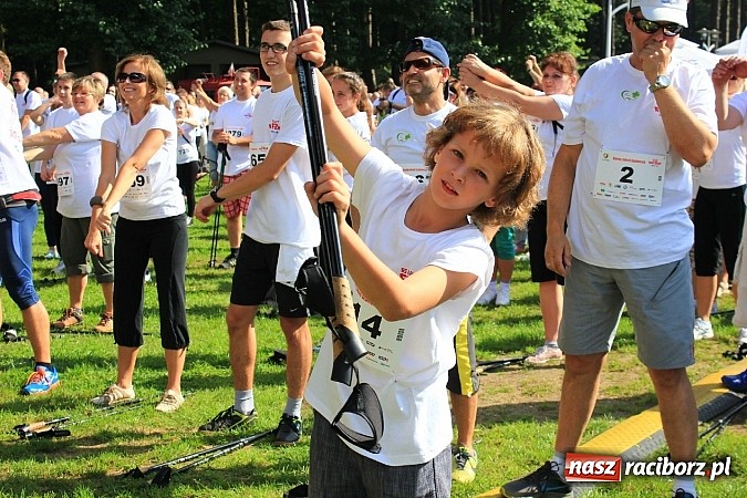 Zdjęcie w galerii na portalu naszraciborz.pl: Rekord Guinnessa w Nordic Walking w liczbach wiadomości z regionu