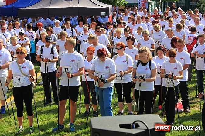 Zdjęcie w galerii na portalu naszraciborz.pl: Rekord Guinnessa w Nordic Walking w liczbach wiadomości z regionu