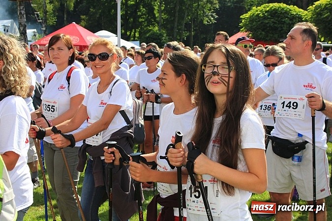 Zdjęcie w galerii na portalu naszraciborz.pl: Rekord Guinnessa w Nordic Walking w liczbach wiadomości z regionu