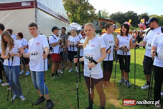Zdjęcie w galerii na portalu naszraciborz.pl: Rekord Guinnessa w Nordic Walking w liczbach wiadomości z regionu