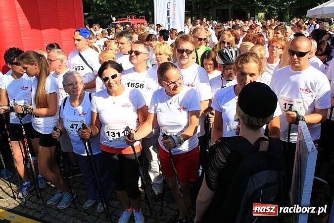 Zdjęcie w galerii na portalu naszraciborz.pl: Rekord Guinnessa w Nordic Walking w liczbach wiadomości z regionu