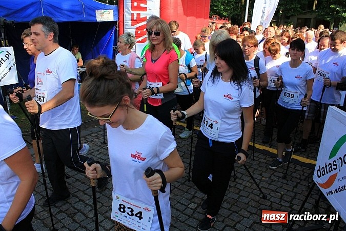 Zdjęcie w galerii na portalu naszraciborz.pl: Rekord Guinnessa w Nordic Walking w liczbach wiadomości z regionu