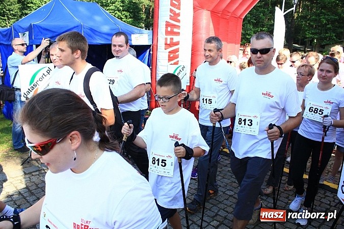 Zdjęcie w galerii na portalu naszraciborz.pl: Rekord Guinnessa w Nordic Walking w liczbach wiadomości z regionu