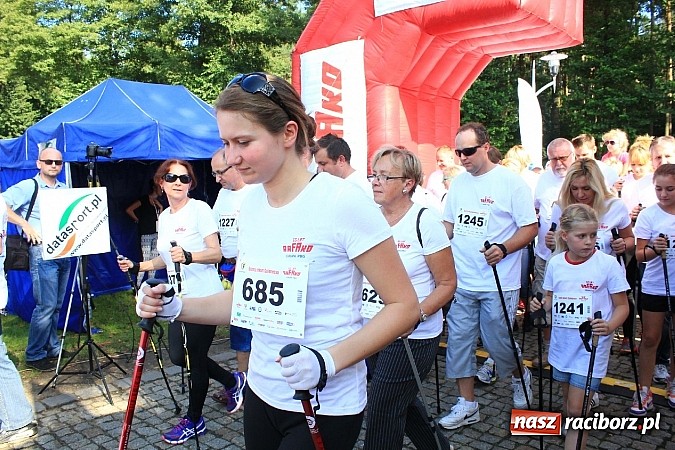 Zdjęcie w galerii na portalu naszraciborz.pl: Rekord Guinnessa w Nordic Walking w liczbach wiadomości z regionu