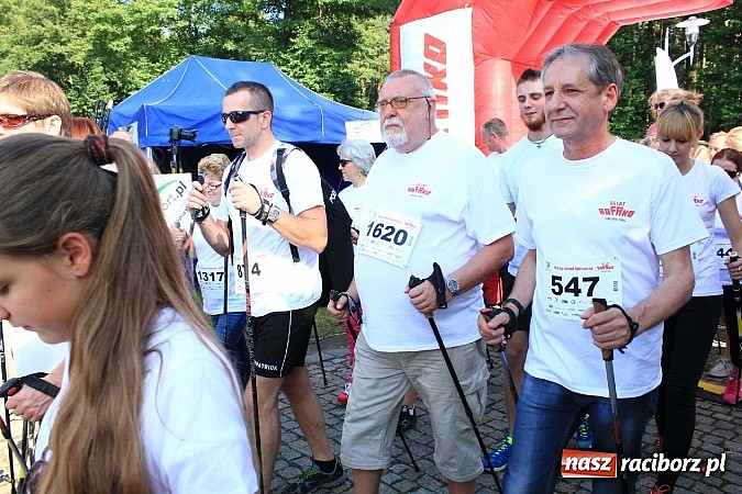 Zdjęcie w galerii na portalu naszraciborz.pl: Rekord Guinnessa w Nordic Walking w liczbach wiadomości z regionu