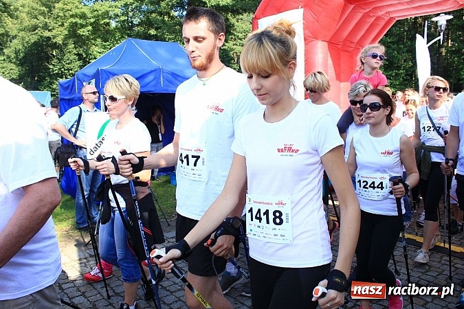 Zdjęcie w galerii na portalu naszraciborz.pl: Rekord Guinnessa w Nordic Walking w liczbach wiadomości z regionu