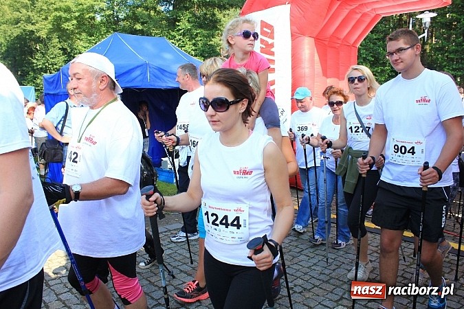 Zdjęcie w galerii na portalu naszraciborz.pl: Rekord Guinnessa w Nordic Walking w liczbach wiadomości z regionu