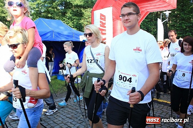 Zdjęcie w galerii na portalu naszraciborz.pl: Rekord Guinnessa w Nordic Walking w liczbach wiadomości z regionu