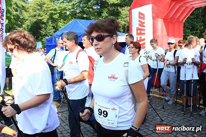 Zdjęcie w galerii na portalu naszraciborz.pl: Rekord Guinnessa w Nordic Walking w liczbach wiadomości z regionu