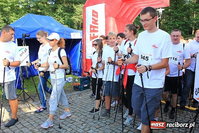 Zdjęcie w galerii na portalu naszraciborz.pl: Rekord Guinnessa w Nordic Walking w liczbach wiadomości z regionu