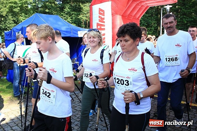 Zdjęcie w galerii na portalu naszraciborz.pl: Rekord Guinnessa w Nordic Walking w liczbach wiadomości z regionu