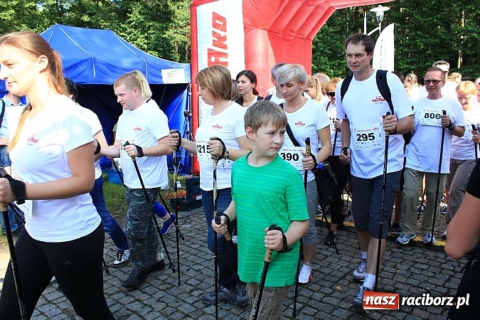Zdjęcie w galerii na portalu naszraciborz.pl: Rekord Guinnessa w Nordic Walking w liczbach wiadomości z regionu