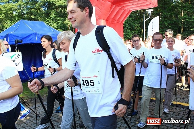 Zdjęcie w galerii na portalu naszraciborz.pl: Rekord Guinnessa w Nordic Walking w liczbach wiadomości z regionu