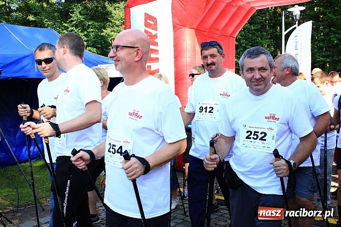 Zdjęcie w galerii na portalu naszraciborz.pl: Rekord Guinnessa w Nordic Walking w liczbach wiadomości z regionu