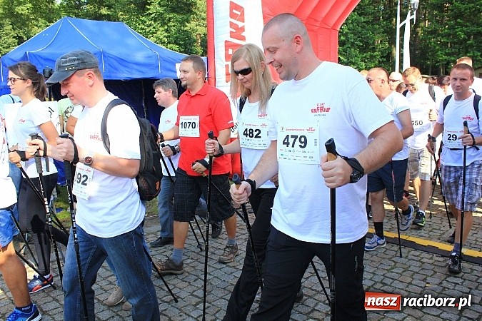 Zdjęcie w galerii na portalu naszraciborz.pl: Rekord Guinnessa w Nordic Walking w liczbach wiadomości z regionu
