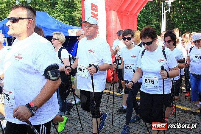 Zdjęcie w galerii na portalu naszraciborz.pl: Rekord Guinnessa w Nordic Walking w liczbach wiadomości z regionu