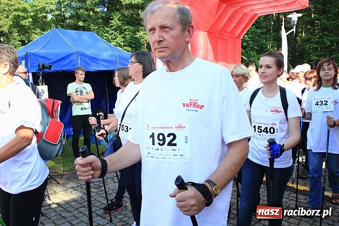 Zdjęcie w galerii na portalu naszraciborz.pl: Rekord Guinnessa w Nordic Walking w liczbach wiadomości z regionu