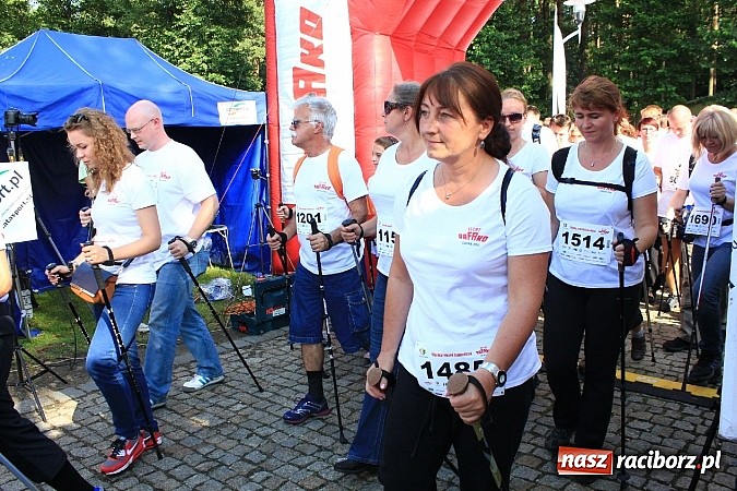 Zdjęcie w galerii na portalu naszraciborz.pl: Rekord Guinnessa w Nordic Walking w liczbach wiadomości z regionu