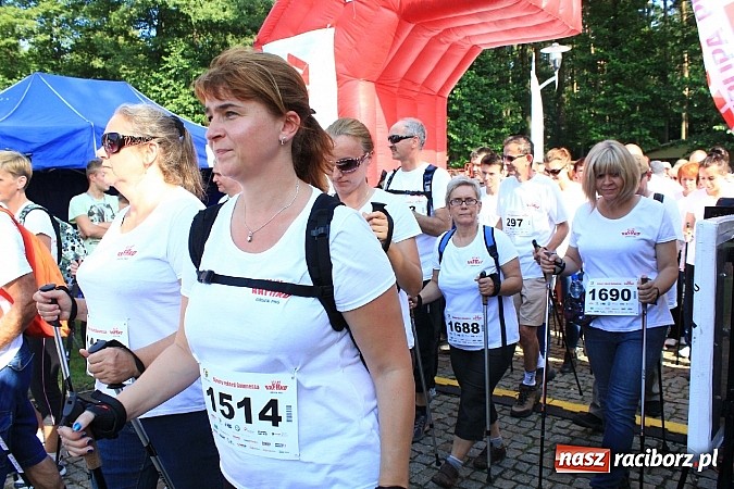 Zdjęcie w galerii na portalu naszraciborz.pl: Rekord Guinnessa w Nordic Walking w liczbach wiadomości z regionu